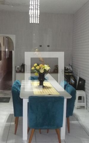 Casa à venda com 300m², 4 quartos e 1 vagaCozinha