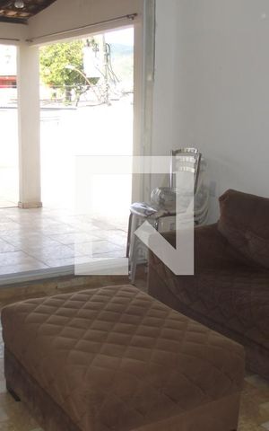 Casa à venda com 300m², 4 quartos e 1 vagaÁrea comum