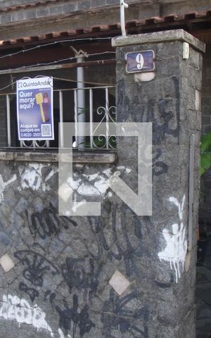 Casa à venda com 300m², 4 quartos e 1 vagaFachada