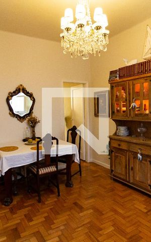 Apartamento para alugar com 55m², 1 quarto e sem vaga Apartamento para alugar com 55m², 1 quarto e sem vagaDetalhe da sala