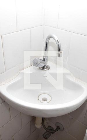 Apartamento à venda com 84m², 2 quartos e 1 vagaÁrea de Serviço + Lavabo