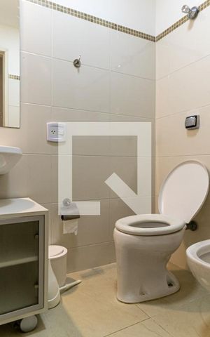 Apartamento para alugar com 47m², 1 quarto e sem vagaBanheiro