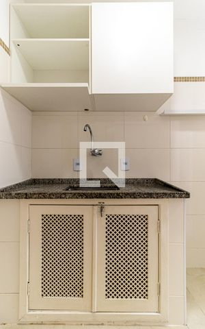 Apartamento para alugar com 47m², 1 quarto e sem vagaCozinha - Armário