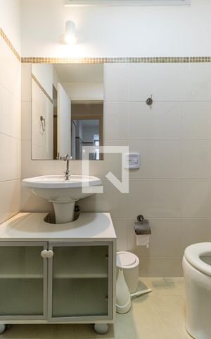 Apartamento para alugar com 47m², 1 quarto e sem vagaBanheiro 