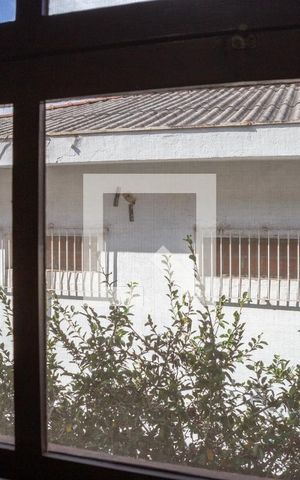 Casa à venda com 300m², 3 quartos e 4 vagas Casa à venda com 300m², 3 quartos e 4 vagasVista do Quarto 2