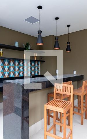 Apartamento à venda com 34m², 2 quartos e sem vaga Apartamento à venda com 34m², 2 quartos e sem vagaCobertura - Churrasqueira