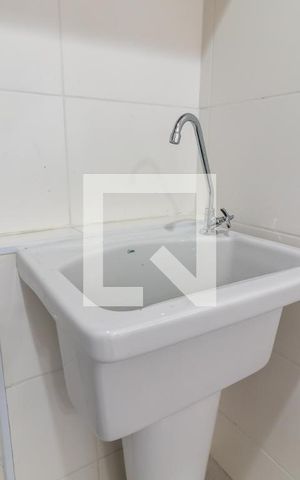 Apartamento à venda com 34m², 2 quartos e sem vaga Apartamento à venda com 34m², 2 quartos e sem vagaÁrea de Serviço