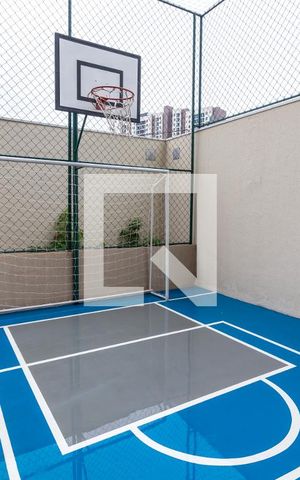 Apartamento à venda com 34m², 2 quartos e sem vaga Apartamento à venda com 34m², 2 quartos e sem vagaQuadra Esportiva