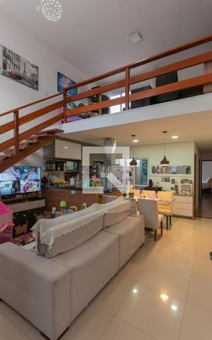 Casa à venda com 125m², 2 quartos e 1 vagaSala