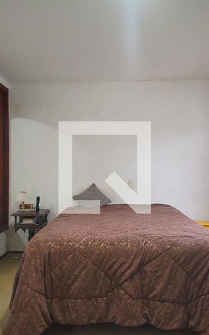 Casa à venda com 246m², 3 quartos e 2 vagasQuarto 1
