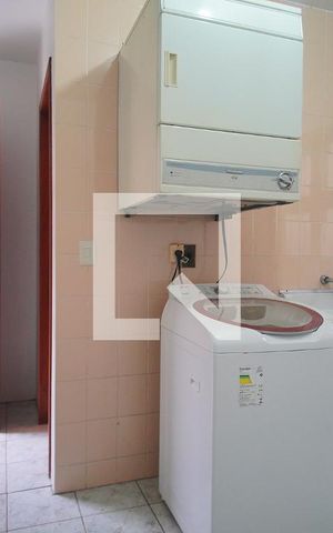 Casa à venda com 246m², 3 quartos e 2 vagasLavanderia
