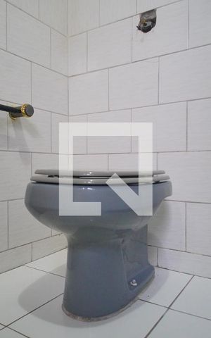 Casa à venda com 246m², 3 quartos e 2 vagasBanheiro