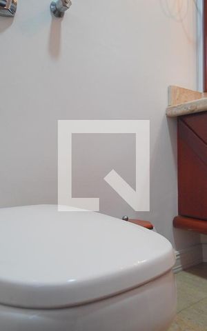 Casa à venda com 246m², 3 quartos e 2 vagasLavabo