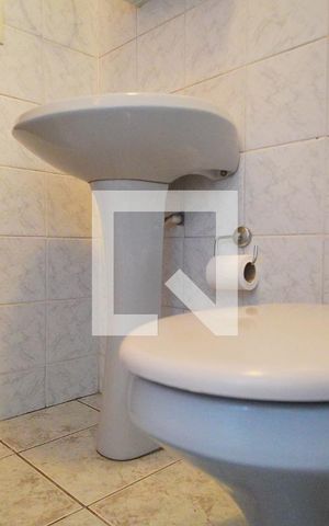 Casa à venda com 246m², 3 quartos e 2 vagasBanheiro 2