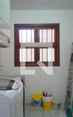 Casa à venda com 246m², 3 quartos e 2 vagasLavanderia