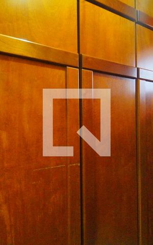 Casa à venda com 246m², 3 quartos e 2 vagasDetalhe