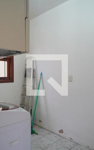 Casa à venda com 246m², 3 quartos e 2 vagasLavanderia