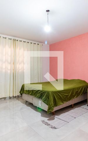 Casa para alugar com 192m², 4 quartos e 2 vagasSuíte 1