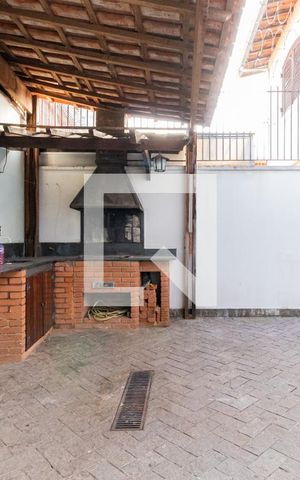 Casa para alugar com 192m², 4 quartos e 2 vagasQuintal - Churrasqueira