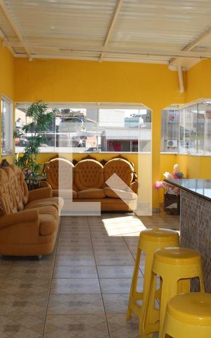 Casa à venda com 300m², 4 quartos e 2 vagasÁrea comum - Salão de festas