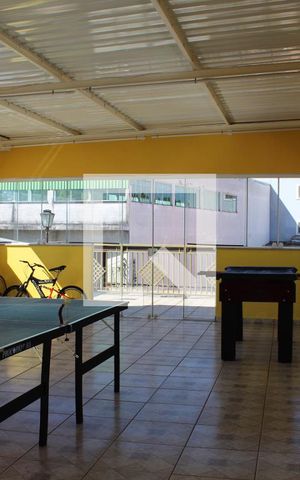 Casa à venda com 300m², 4 quartos e 2 vagasÁrea comum - Salão de festas
