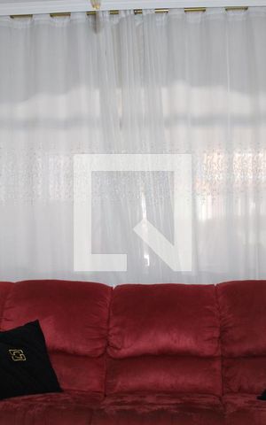 Casa à venda com 300m², 4 quartos e 2 vagasSala