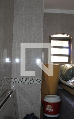 Casa à venda com 300m², 4 quartos e 2 vagasBanheiro da Suíte 2