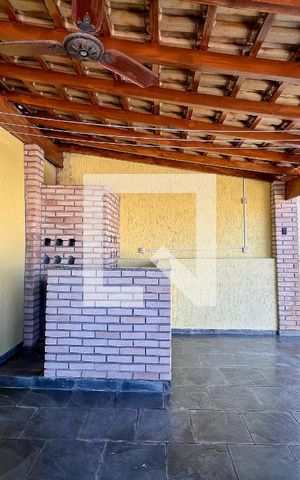 Casa à venda com 240m², 2 quartos e 3 vagasChurrasqueira