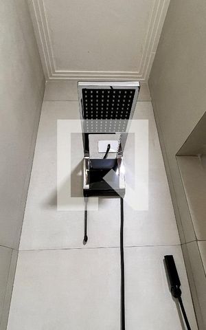Casa à venda com 240m², 2 quartos e 3 vagasBanheiro do Quarto 2