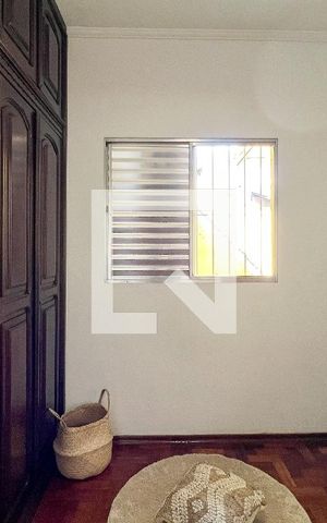 Casa à venda com 240m², 2 quartos e 3 vagasQuarto 2 - Suíte