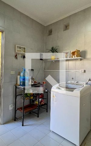 Casa à venda com 240m², 2 quartos e 3 vagasÁrea de Serviço