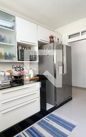 Casa à venda com 240m², 2 quartos e 3 vagasCozinha