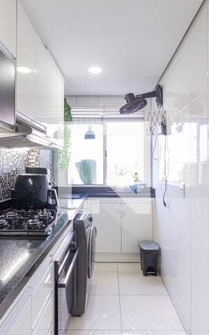 Apartamento à venda com 50m², 2 quartos e 1 vagaCozinha e área de serviço