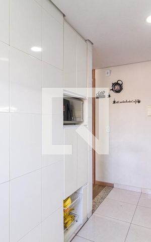 Apartamento à venda com 50m², 2 quartos e 1 vagaCozinha e área de serviço