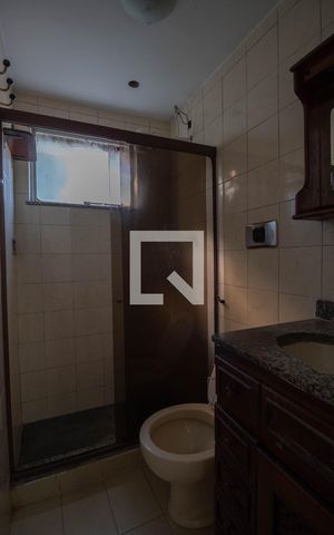 Apartamento para alugar com 49m², 2 quartos e 1 vaga Apartamento para alugar com 49m², 2 quartos e 1 vagaBanheiro