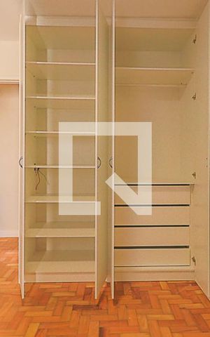 Apartamento para alugar com 58m², 2 quartos e sem vaga Apartamento para alugar com 58m², 2 quartos e sem vagaQuarto 2 - Armários