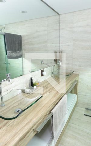 Casa à venda com 330m², 3 quartos e 1 vagabanheiro suite