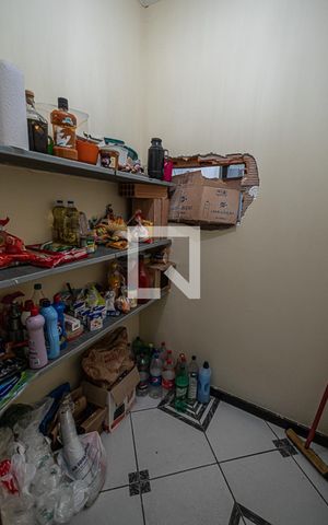 Casa à venda com 230m², 3 quartos e 15 vagasDispensa