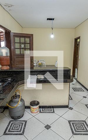 Casa à venda com 230m², 3 quartos e 15 vagasCozinha