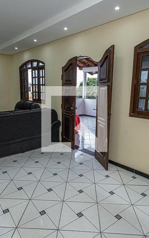 Casa à venda com 230m², 3 quartos e 15 vagasSala