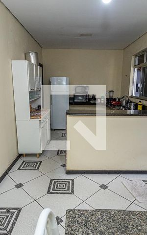 Casa à venda com 230m², 3 quartos e 15 vagasCopa