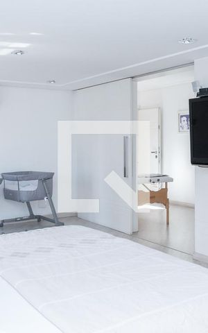 Apartamento para alugar com 302m², 3 quartos e 4 vagas Apartamento para alugar com 302m², 3 quartos e 4 vagasQuarto da Suíte