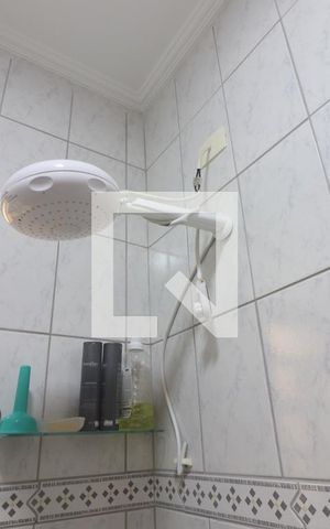 Casa à venda com 200m², 3 quartos e 1 vagaBanheiro 2