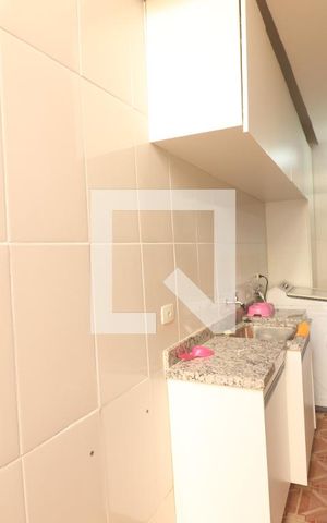 Casa à venda com 200m², 3 quartos e 1 vagaÁrea de Serviço