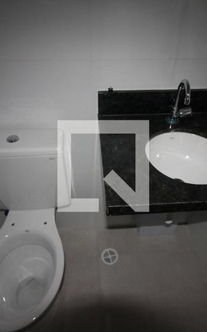 Apartamento à venda com 41m², 2 quartos e sem vagaBanheiro