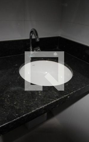Apartamento à venda com 41m², 2 quartos e sem vagaBanheiro