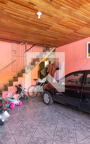 Casa à venda com 120m², 3 quartos e 2 vagasGaragem