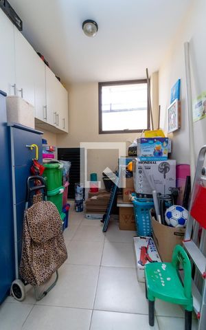 Apartamento à venda com 350m², 4 quartos e 3 vagas Apartamento à venda com 350m², 4 quartos e 3 vagasLavanderia