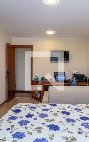 Apartamento à venda com 350m², 4 quartos e 3 vagas Apartamento à venda com 350m², 4 quartos e 3 vagasQuarto 2