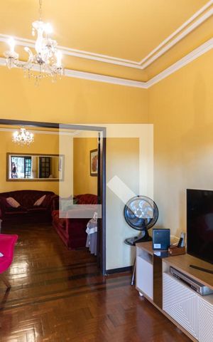 Casa à venda com 300m², 3 quartos e sem vagaSala